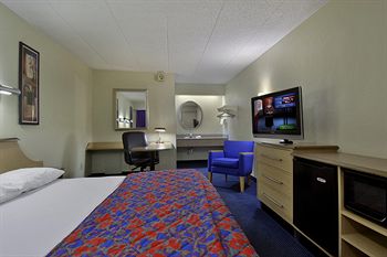 Red Roof Inn Columbus West – Hilliard