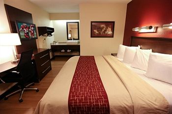 Red Roof Inn Pittsburgh South – Airport