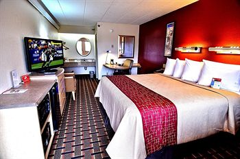 Red Roof Inn Cincinnati Northeast – Blue Ash