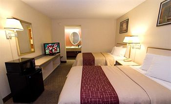 Red Roof Inn Tampa – Busch