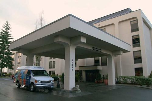 HAMPTON INN SEATTLE AIRPORT