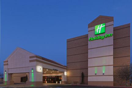 MCM Elegante Hotel And Suites