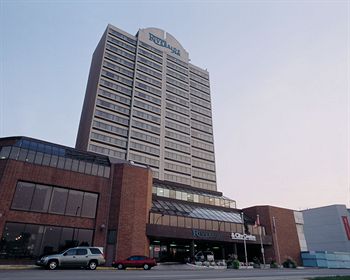 Windsor Riverside Inn