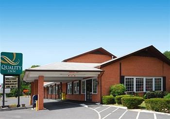 Quality Inn Skyline Dr