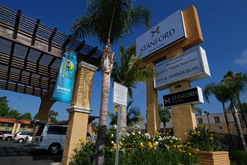 Stanford Inn & Suites Anaheim