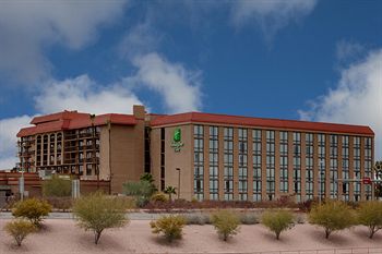 Holiday Inn Hotel & Suites Phoenix – Mesa / Chandler