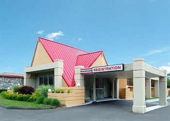 Econo Lodge Inn And Suites
