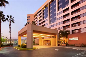Hilton Suites Anaheim/Orange