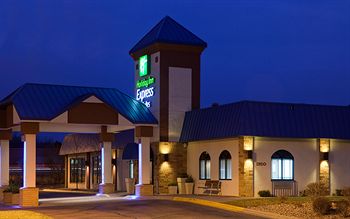 Holiday Inn Express Hotel & Suites Eagan SW-Mall & Airport