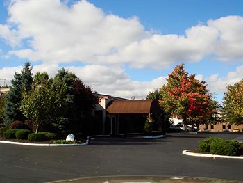 Holiday Inn Cleveland-Mayfield