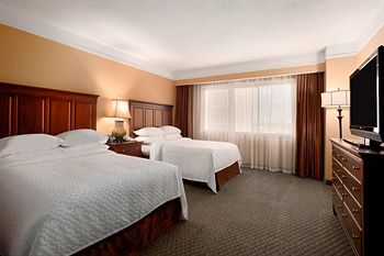 Embassy Suites Crystal City – National Airport
