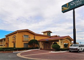 Quality Inn DFW