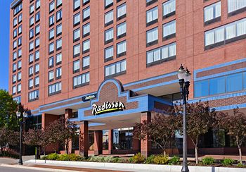 Radisson Hotel Lansing