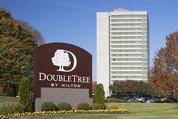 DoubleTree by Hilton Kansas City-Overland Park