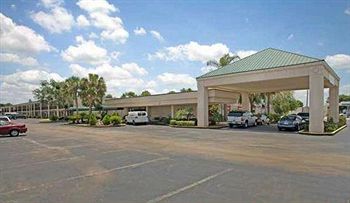 Winter Haven Suites and Conference Center