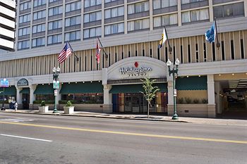 Holiday Inn Memphis-Downtown INSERT INTO `wp_posts` VALUES (Beale St.)