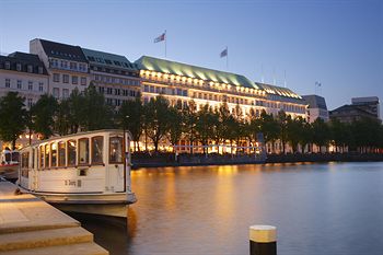 Fairmont Hotel Vier Jahreszeiten Hamburg