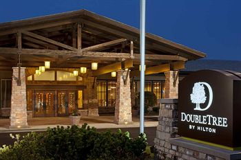 DoubleTree by Hilton Libertyville – Mundelein