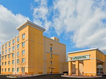 La Quinta Inn & Suites Danbury