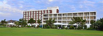 Blockade Runner Beach Resort