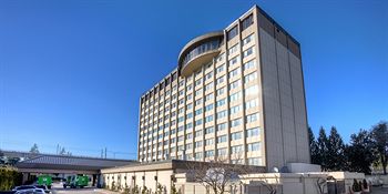 Holiday Inn Seattle Airport