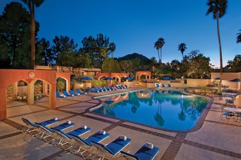 Scottsdale Cottonwoods Resort & Suites