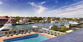Shem Creek Inn