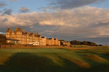 Macdonald Marine Hotel And Spa