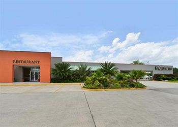 Quality Inn La Place