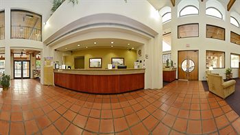 Quality Inn & Suites Airport North