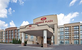 Crowne Plaza Kansas City – Overland Park