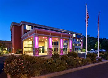 Crowne Plaza Boston – Woburn