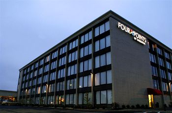 Four Points by Sheraton Kansas City Airport