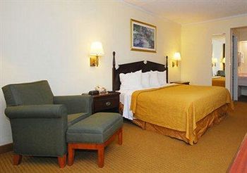 Super 8 Longview/North