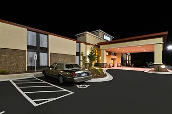 Best Western Yadkin Valley Inn & Suites