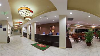 Crowne Plaza Ventura Beach