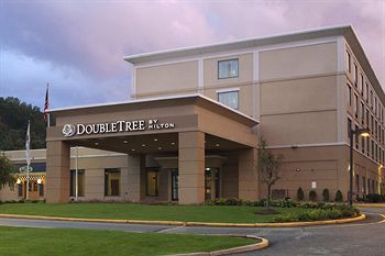 DoubleTree by Hilton Mahwah