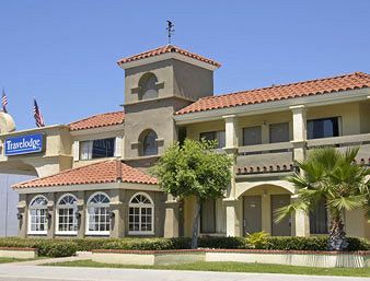 Costa Mesa/Newport Beach Hacienda Travelodge