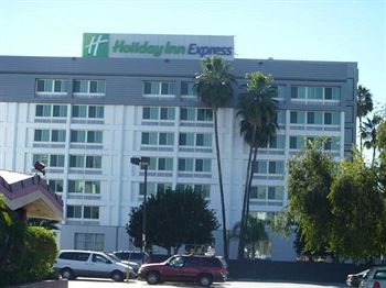 Holiday Inn Express Van Nuys