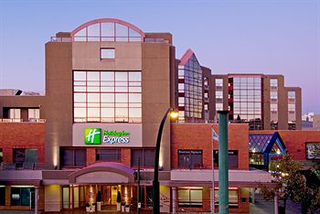 Holiday Inn Express Vancouver-Metrotown INSERT INTO `wp_posts` VALUES (Burnaby)