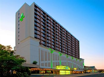 Holiday Inn National Airport – Crystal City