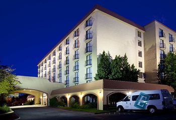 Embassy Suites Denver – Southeast