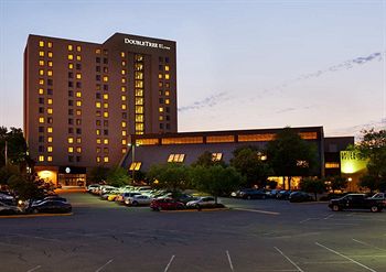 DoubleTree by Hilton Minneapolis – Park Place