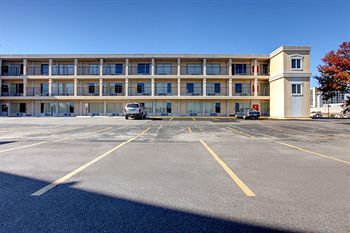Americas Best Value Inn-Airport