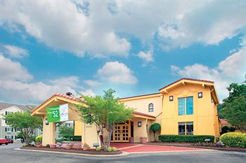 La Quinta Inn Huntsville Space Center
