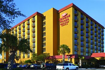 Crowne Plaza Suites Houston – Near Sugar Land
