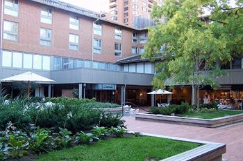 Radisson Hotel at Cross Keys