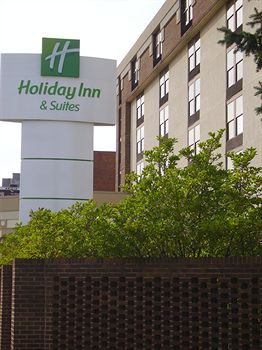 Holiday Inn Hotel & Suites Mansfield-Conference Center