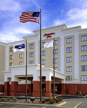 Hampton Inn Boston – Norwood