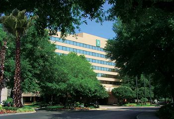 Embassy Suites Orlando – International Drive/Jamaican Court